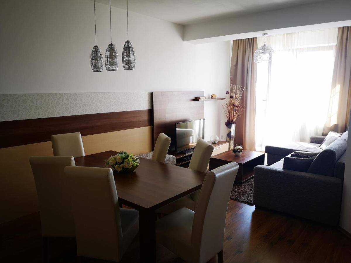 Apartman Laria Vel'ka Lomnica Eksteriør bilde